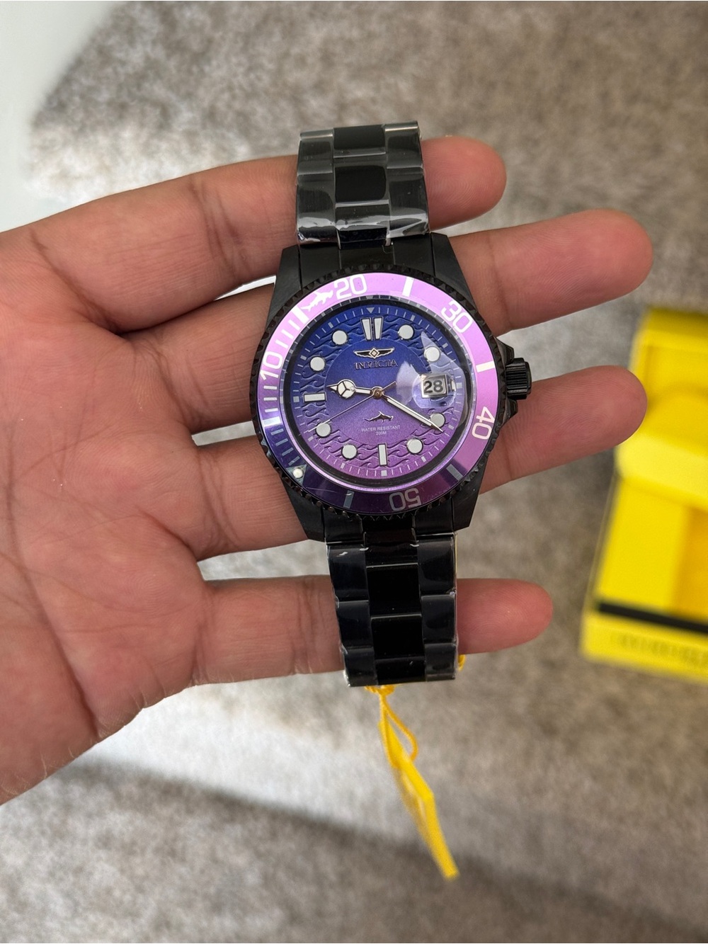 Invicta Pro Diver Vectide Men's Watch Black Watch with Purple Dial